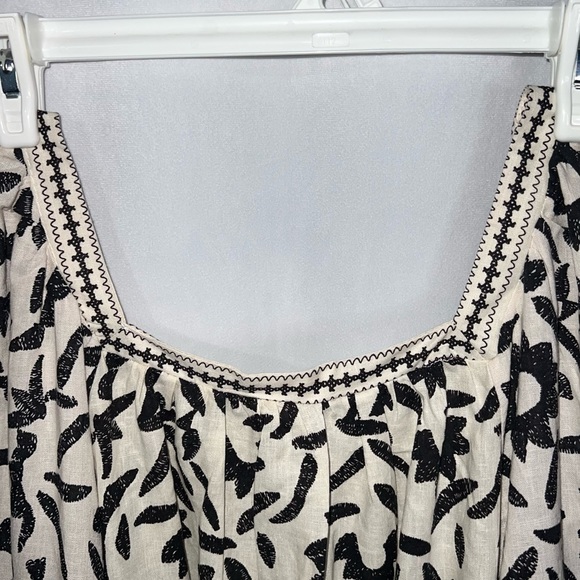 NWT Christian Siriano Embroidered SquareNeck Top Black and White - Picture 8 of 10